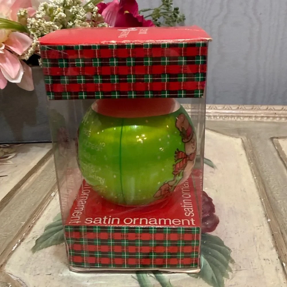 Vintage 1982 Strawberry Shortcake Satin Ornament FLAW